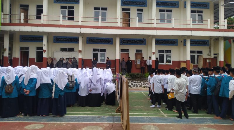 Apel Pagi Mengawali KBM TP 2024/2025